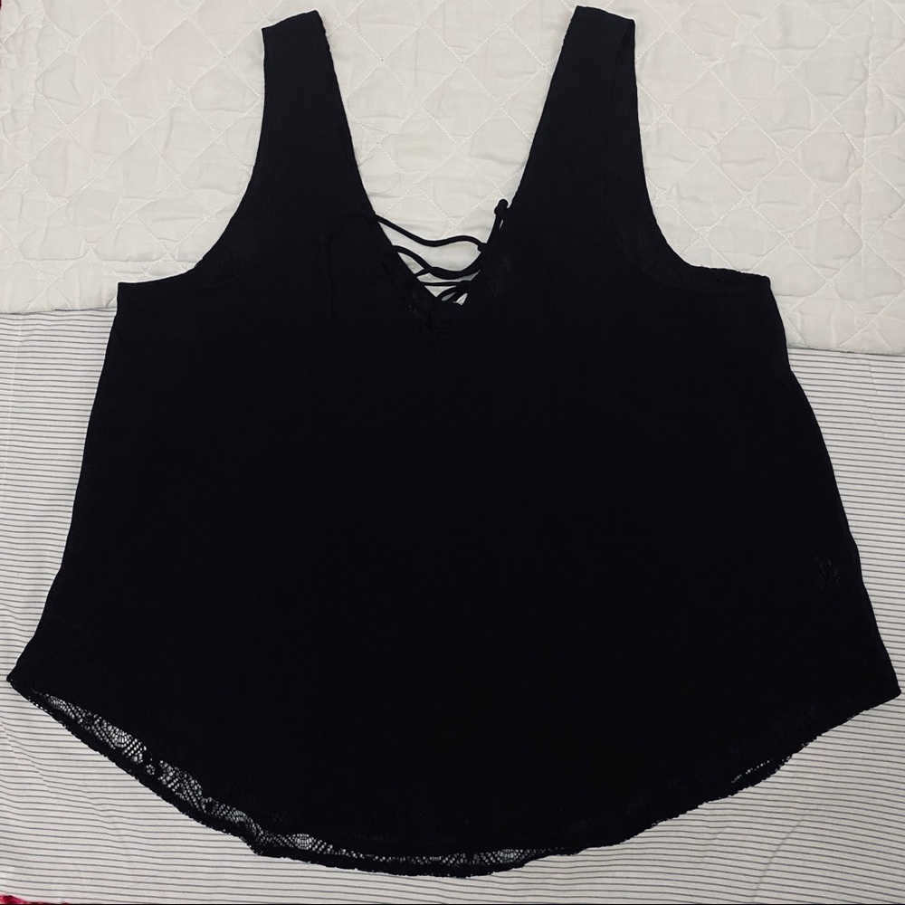 🌻 Lace up front Lace-Chiffon Sleeveless Top